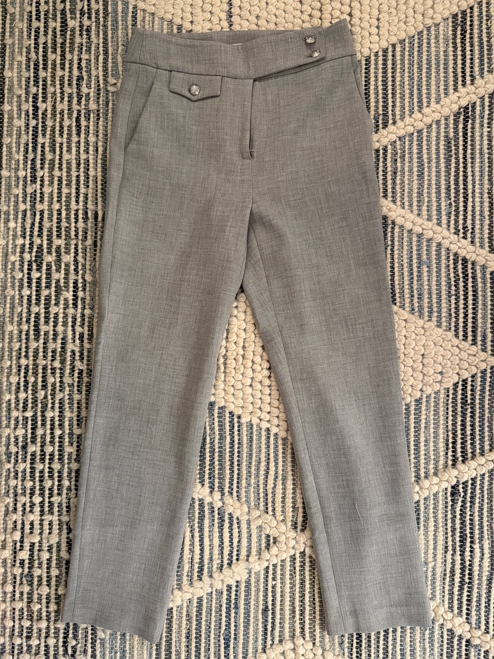 Veronica Beard Slim Ankle Pants in Light Gray